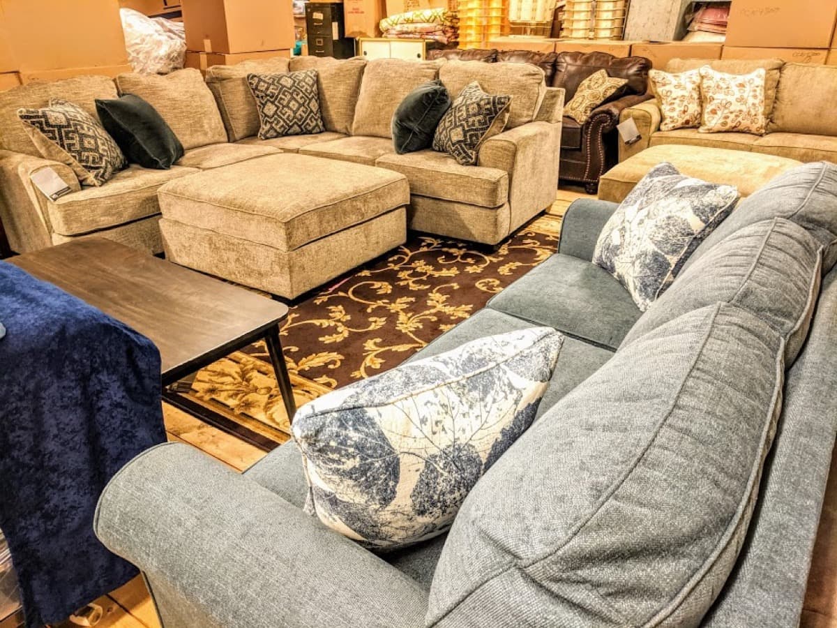 Sofa 9 (J&J Redo)